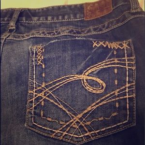BKE JEANS BY. BUCKLE